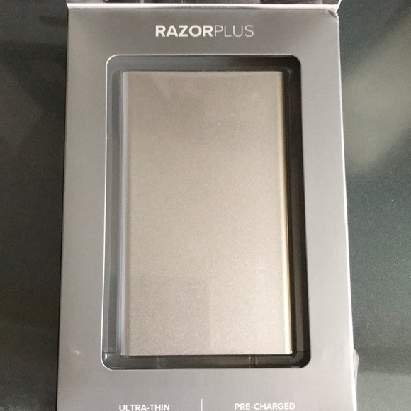 Portable Charger - Picture 3 of 5